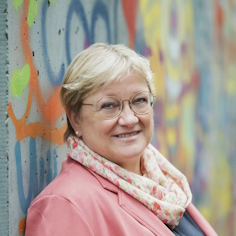 Sekretärin Elisabeth Wesbuer