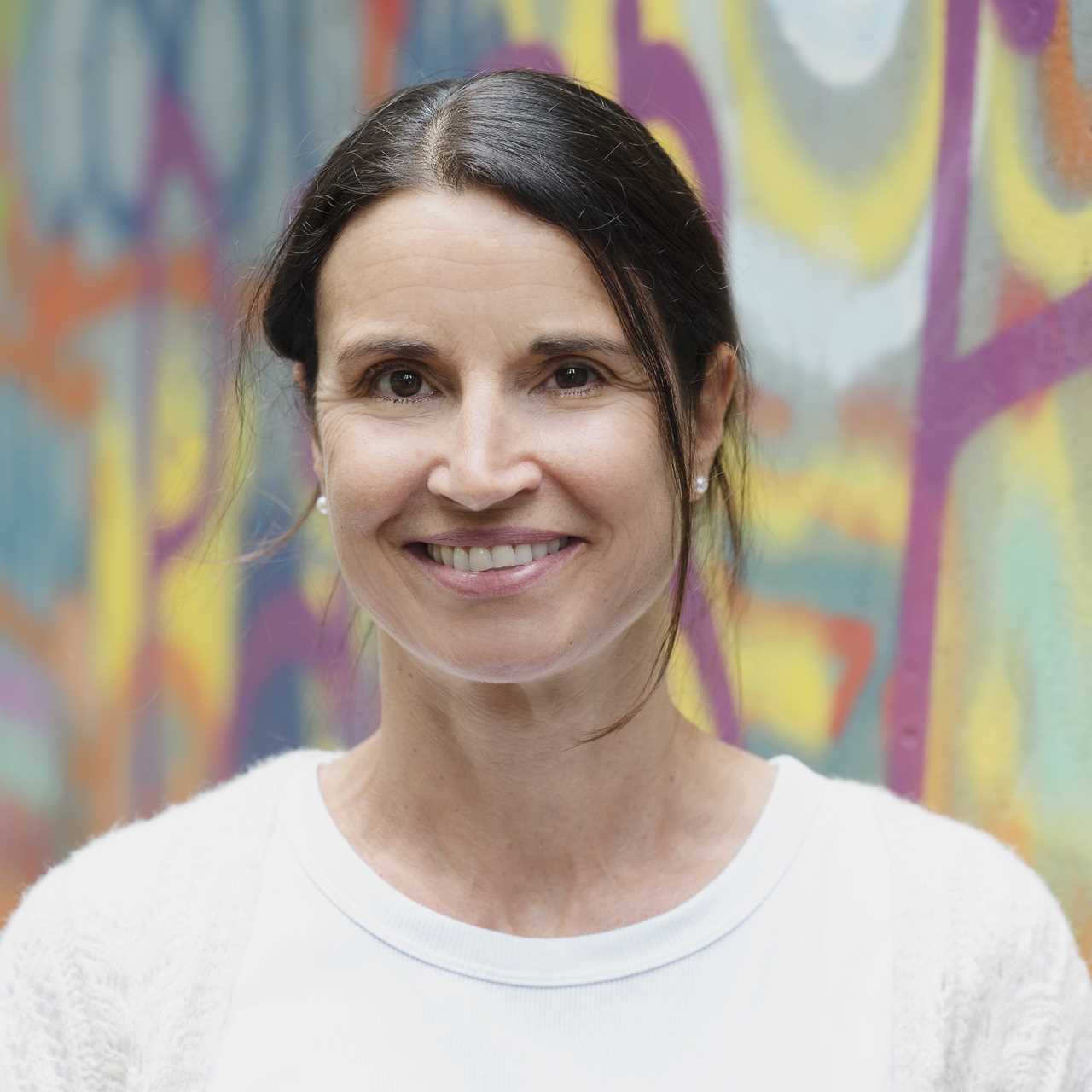 Julia Rutherford, Lehrerin